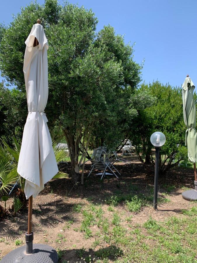 Agriturismo Da Patrizia Simaxis Bagian luar foto